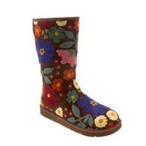 UGG Wahine Floral Embroidered Vintage Suede Boots Size 6